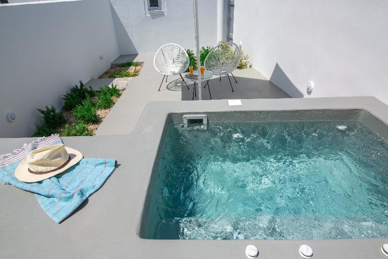 Apanomeria Boutique Residence Oía Exteriör bild